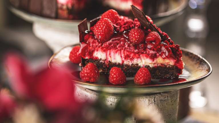 Εορτολόγιο: Ολα τα ονόματα που γιορτάζουν σήμερα, Τρίτη 1 Νοεμβρίου