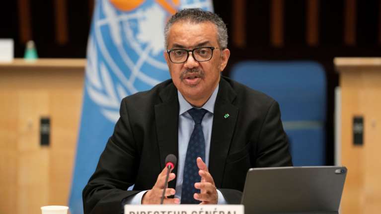 ΠΟΥ: "Η συσσώρευση εμβολίων τροφοδοτεί την πανδημία" - Τα 3 προβλήματα που δημιουργεί