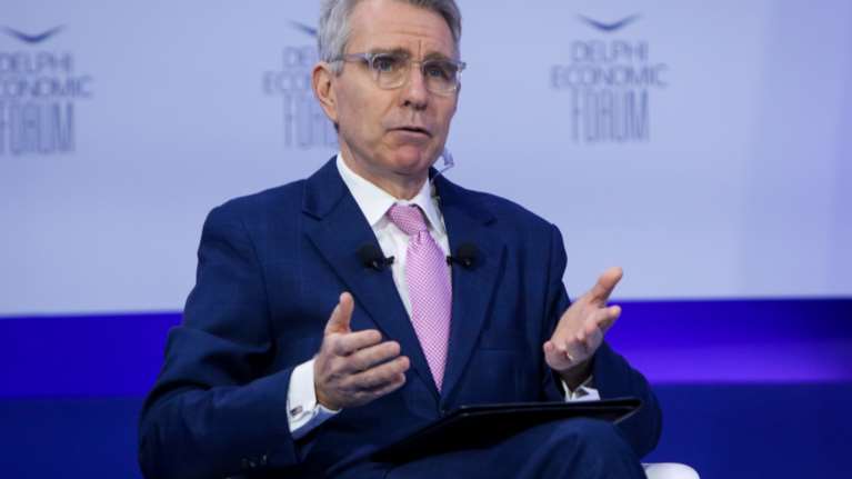 Συγχαρητήρια Πάιατ σε Δένδια για τη στήριξη στους ομογενείς και τη βοήθεια στην Ουκρανία