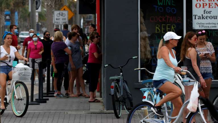 Κορονοϊός: Τέλος τα νυχτοπερπατήματα στο Μαϊάμι - Απαγόρευση κυκλοφορίας από τις 10 το βράδυ μέχρι τις 6 το πρωί