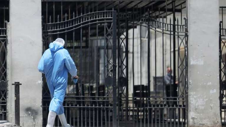 Σαρώνει τη Φλόριντα ο κορονοϊός: Θλιβερό ημερήσιο ρεκόρ με 156 νέους θανάτους και 13.965 νέα κρούσματα