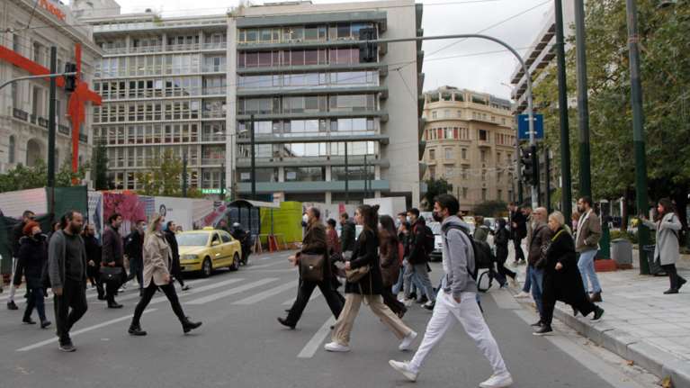Ευρωπαϊκή έρευνα: Στους πρωταθλητές της συνωμοσιολογίας στα social media εν μέσω πανδημίας η Ελλάδα