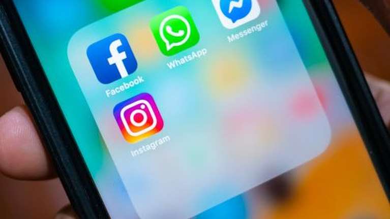 &quot;Έπεσαν&quot;  Instagram, Facebook και WhatsApp - Παράπονα από χιλιάδες χρήστες