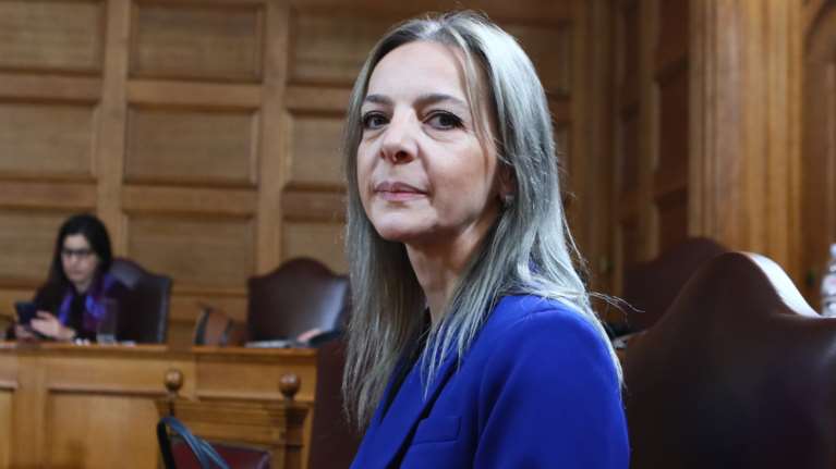 Ο διάλογος Αποστολάκη- Δεμερτζίδου στην εξεταστική ΟΠΕΚΕΠΕ: "Εχετε κερδίσει ποτέ το τζόκερ;- Ναι, αλλά δεν θυμάμαι πότε"