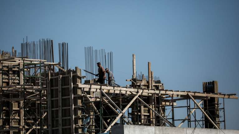 Άνοιξε η δημόσια διαβούλευση για τον ΝΟΚ - &quot;Παράθυρα&quot; στην απόφαση του ΣτΕ αναζητεί το ΥΠΕΝ