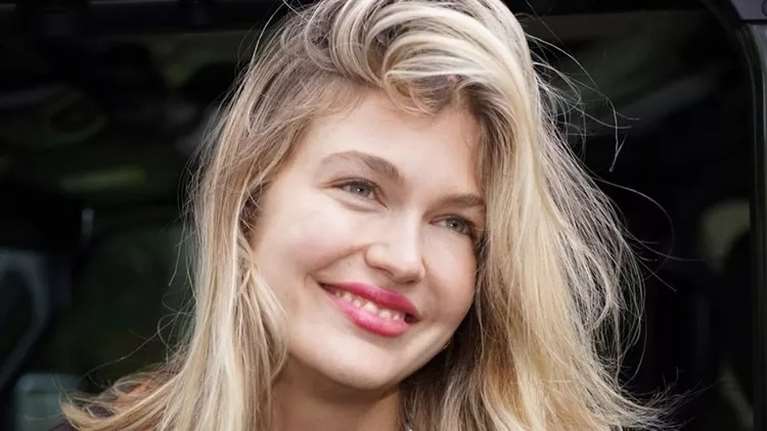 Οι διαφορετικοί ρόλοι της Κλέλιας Ανδριολάτου: Σε παιδική ηλικία στο θέατρο