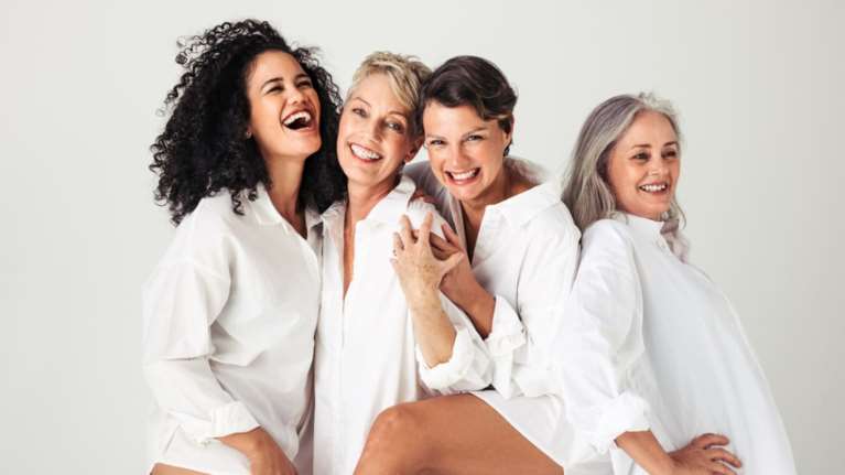 Μεγαλώνουμε με υγεία: Τι αλλάζει στο σώμα μας μετά τα -ήντα;