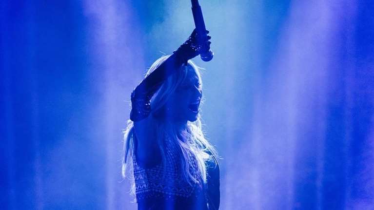 Ρεβεγιόν με Άννα Βίσση, Κωνσταντίνο Αργυρό, Φουρέιρα, και πολλούς ακόμα!