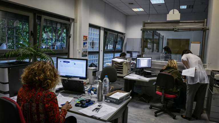 Μεγαλύτερη σύνταξη για όσους απασχολούνται σε δύο εργοδότες - Έκδοση σύνταξης με βιντεοκλήση Skype [βίντεο]