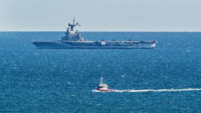 Κρούσματα κορονοϊού στο αεροπλανοφόρο Σαρλ ντε Γκωλ- Επιστρέφει σε λιμάνι