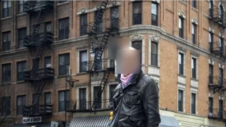 &quot;Ηταν ερωτευμένες μαζί μου&quot;, λέει ο ηθοποιός που διώκεται για βιασμούς - Σοκάρουν οι καταγγελίες