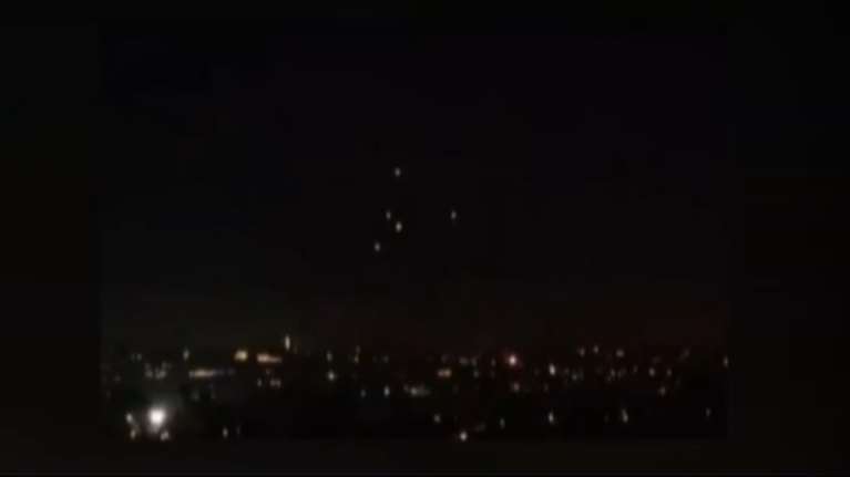 Αχαϊα: Τι συμβαίνει στο Μιντιλόγλι; Οι κάτοικοι του χωριού βλέπουν λένε περίεργα φώτα στον ουρανό και βουητό