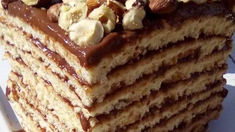 Μαγική και πεντανόστιμη τούρτα Ναπολέων: Το σοκολατένιο ρωσικό μιλφέιγ