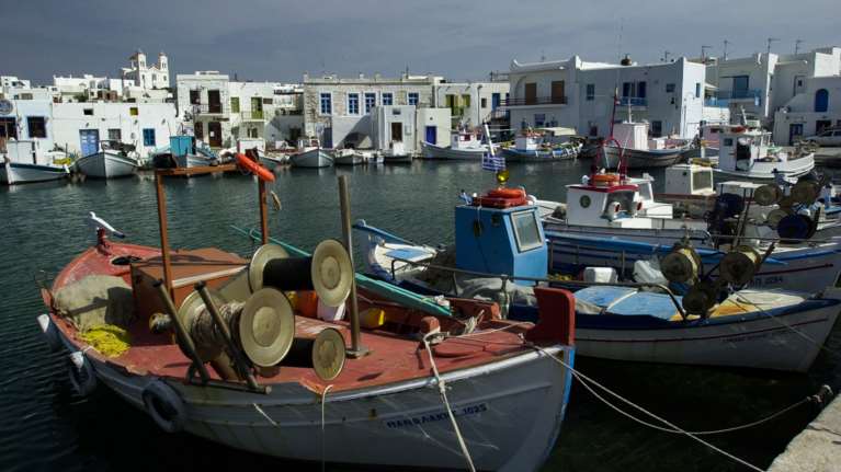 Πότε &quot;πέφτει&quot; το πρώτο τριήμερο με ελευθερία πρόσβασης στα νησιά- Το τριήμερο του Αγίου Πνεύματος