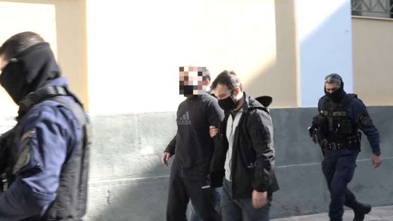 Ο βίος και η πολιτεία του &quot;Τάκη&quot;: Ο συνοδηγός του Αλκέτ Ριζάι με τα συμβόλαια θανάτου και τις απόπειρες εκτέλεσης