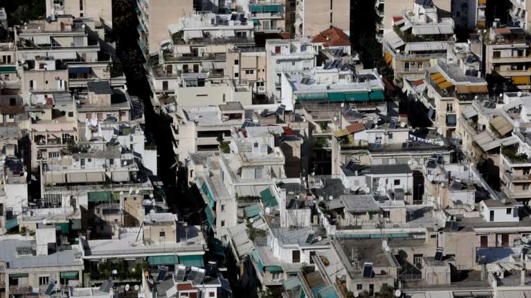 ΑΑΔΕ: Απλοποίηση της έκδοσης ΑΦΜ για πολυκατοικίες