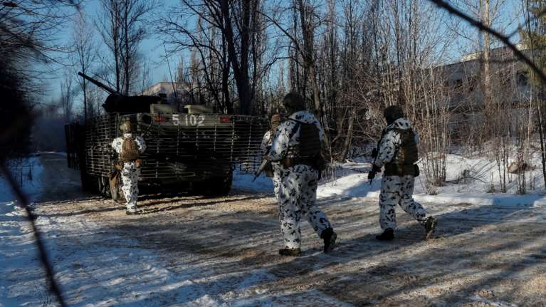 Πόλεμος Ουκρανία: Μάχες στο Τσερνόμπιλ - Καταφύγια 4 σταθμοί του μετρό στο Κίεβο