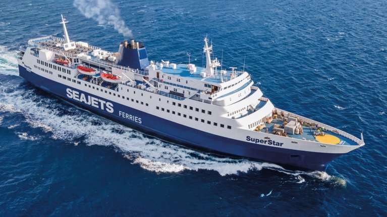 Περιπέτεια για τους επιβάτες του Superstar στο λιμάνι του Βόλου - Ετοιμαζόταν να ταξιδέψει προς Σποράδες