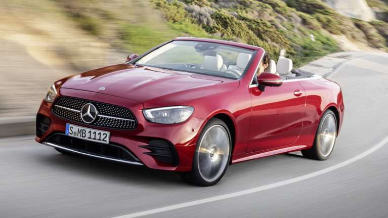 Πρεμιέρα για τις νέες Mercedes E-Class Coupe και Cabriolet