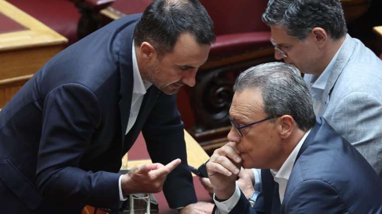 Κοινή ερώτηση Φάμελλου - Χαρίτση για την ανάκληση της απόλυσης του στελέχους της Hellenic Train Κώστα Γενιδούνια