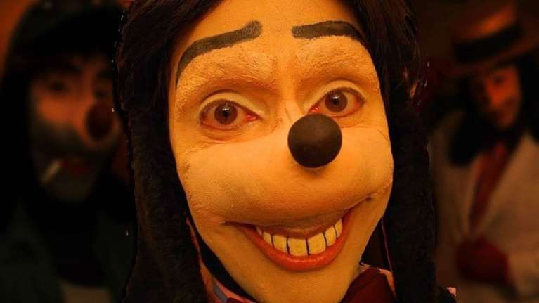 Συναγερμός στους γονείς για τον "Jonathan Galindo": Τι γνωρίζουμε για τον "Γκούφι" που προσεγγίζει παιδιά στο διαδίκτυο