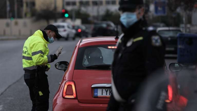 Περιορισμοί στις μετακινήσεις: Αυξημένη κατά 18% η κυκλοφορία στους κεντρικούς δρόμους