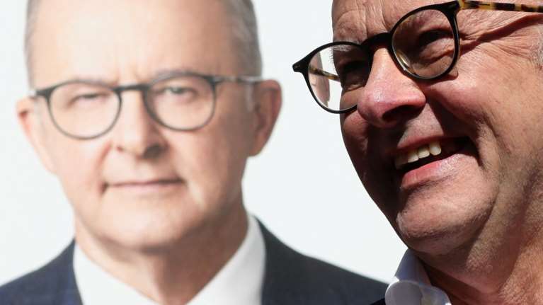 Αυστραλία: Νικήτρια η κεντροαριστερή κυβέρνηση -Ο Αλμπανέζι εξασφάλισε την πλειοψηφία των εδρών