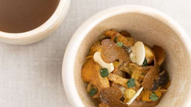 Η Αθήνα κορυφαίος γαστρονομικός προορισμός - Τα 18+9 εστιατόρια που ξεχωρίζει ο οδηγός Michelin