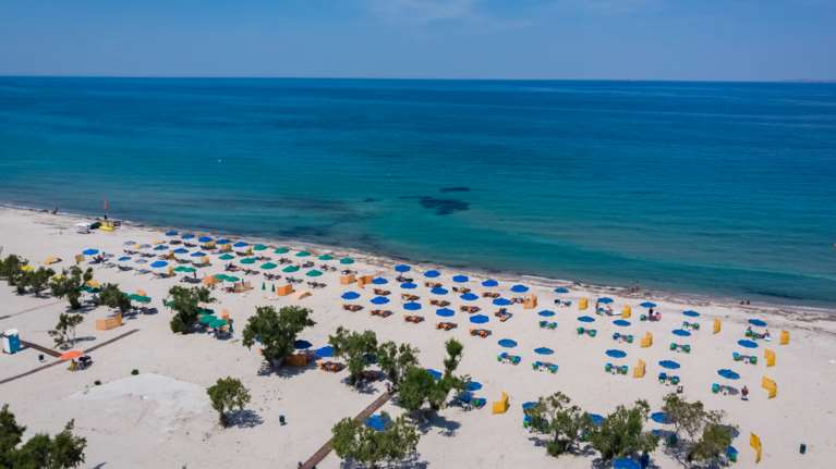 Bild: &quot;Ασφαλείς&quot; απέναντι στον κορονοϊό αισθάνονται οι Γερμανοί τουρίστες στην Ελλάδα