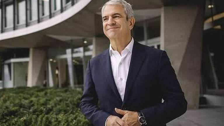 Η πρώην ερωμένη &quot;κάρφωσε&quot; την παράνομη σχέση του CEO της Nestle με γυναίκα υπάλληλο και οδήγησε στην απόλυσή του