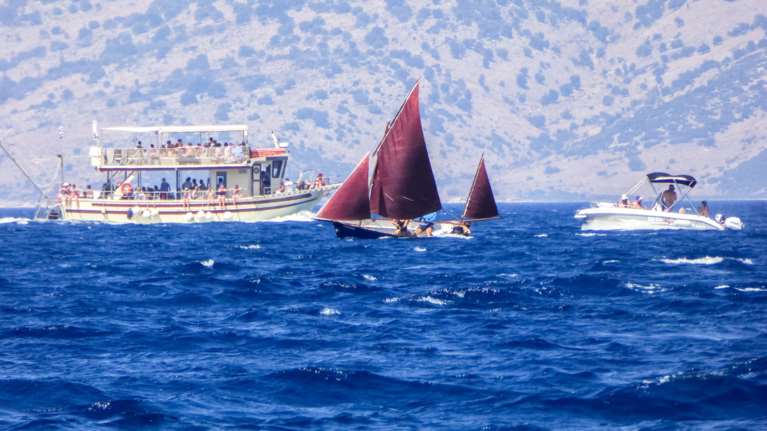 Πολύ ζέστη και ισχυρό μελτέμι το Σάββατο - Πότε θα αρχίσει να πέφτει η θερμοκρασία