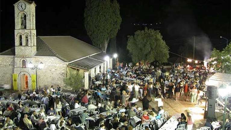 Στα πανηγύρια λέμε &quot;ναι&quot; το φετινό καλοκαίρι: Τι θα ισχύσει, πώς θα γίνουν