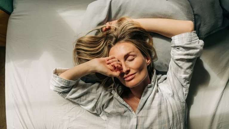 5 &quot;καλές&quot; συμβουλές ύπνου που μπορούν να επιδεινώσουν την αϋπνία – Και τι να δοκιμάσεις αντ’ αυτών