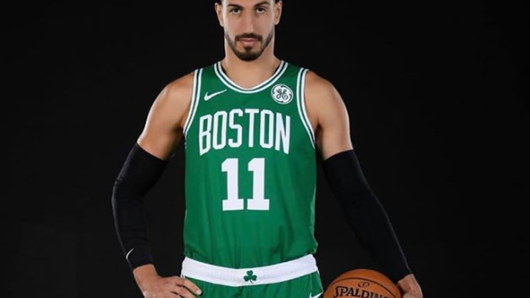 Χείρα φιλίας από τον Τούρκο NBAer Καντέρ: Αγαπώ την Ελλάδα και τα αδέρφια μου τους Έλληνες - Θα έκανα τα πάντα για αυτούς