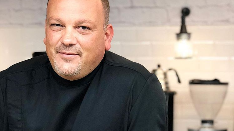 Δημήτρης Σκαρμούτσος: Ο γιος μου έχει κρατήσει το επίθετο της μαμάς του - Δεν θέλει να ξέρουν ότι είναι γιος μου