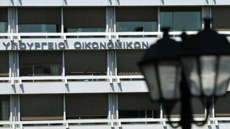 ΥΠΟΙΚ: Τα επόμενα βήματα στήριξης της αγοράς - Οι πέντε αδύναμοι κρίκοι