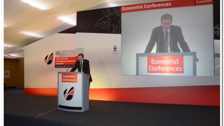 Economist - Τόμσεν και Βίζερ: Διογκώνεται το χρέος - Το λάθος που έγινε στην Ελλάδα