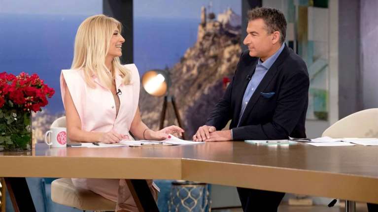 Ξέσπασαν Φαίη Σκορδά και Γιώργος Λιάγκας για τον 32χρονο πιλότο - &quot;Να ξέρεις ότι έχεις αγκαλιάσει αυτόν που σκότωσε την κόρη σου&quot;