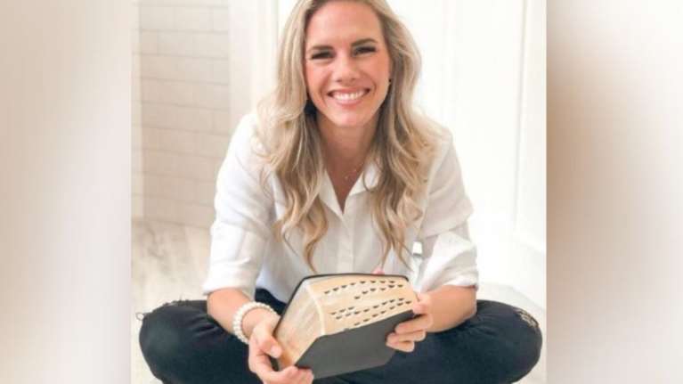 &quot;Απειλή για την κοινωνία&quot;: Η διάσημη mom Influencer καταδικάστηκε για κακοποίηση των παιδιών της - &quot;Tο σπίτι θύμιζε &#39;στρατόπεδο συγκέντρωσης&quot;