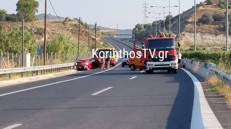 Σοβαρό τροχαίο στην εθνική οδό Κορίνθου-Τριπόλεως με έναν τραυματία [Βίντεο - εικόνα]