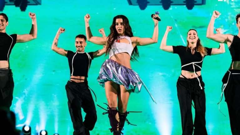 Μαρίνα Σάττι: Οι φωτογραφίες μέσα από το ξενοδοχείο στο Μάλμε που προκάλεσαν πλήθος σχολίων