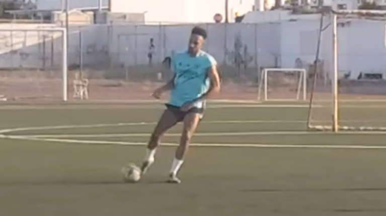 Στη Μύκονο ο Ομπαμεγιάνγκ: Ο σταρ της Άρσεναλ έκανε προπόνηση με την τοπική ομάδα [Βίντεο]