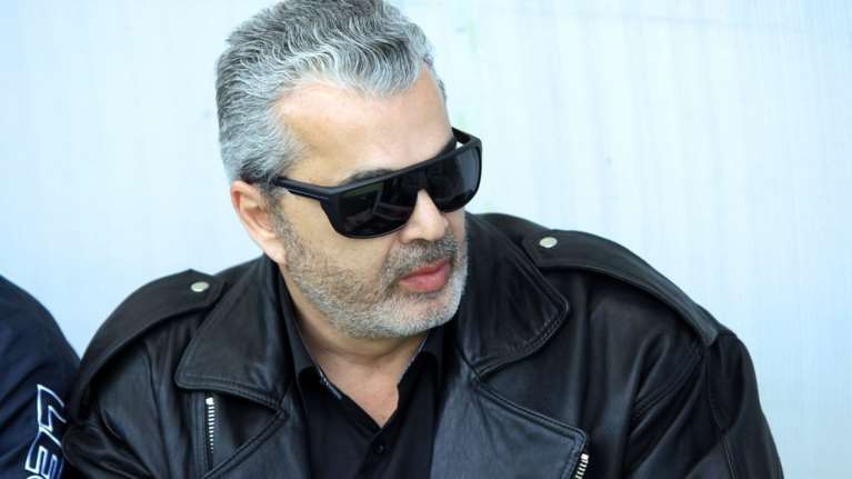 Παλαιό Φάληρο: Πυροβόλησαν με καλάσνικοφ 9 φορές τον 63χρονο επιχειρηματία - Τι ερευνούν οι Αρχές