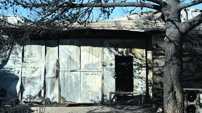 Ανακοίνωση για τους πυρόπληκτους Αττικής: Υποβολή αιτήσεων για κρατική αρωγή, στεγαστική συνδρομή και κάλυψη οικοσκευής