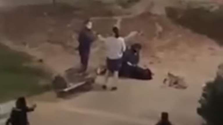 Καρδίτσα: Σάλος με βίντεο που δείχνει τη βίαιη σύλληψη 15χρονης επειδή δεν φορούσε μάσκα