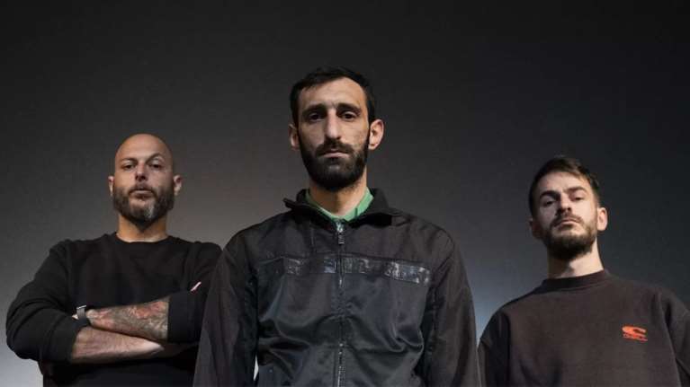 Οι Jolly Roger σκάνε πάλι στη φάση σαν τον &quot;Sergei&quot;