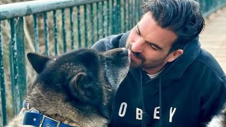 Ο Δημήτρης Αλεξάνδρου έχασε τoν αγαπημένο του σκύλο:  Ο Ζευς ήταν η αρχή όλων, ό,τι πιο σημαντικό είχα στη ζωή μου