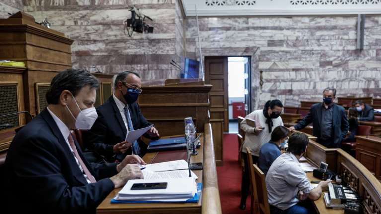 Βουλή: Άρχισε η επεξεργασία του προϋπολογισμού - Οι τοποθετήσεις των κομμάτων