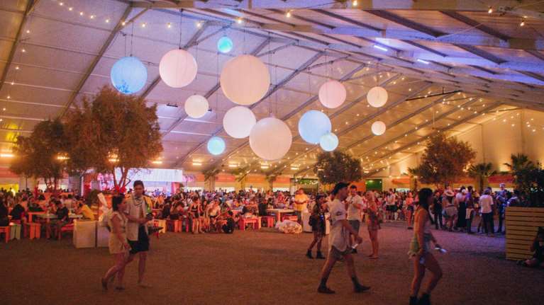 Ο κορονοϊός ακύρωσε το μεγαλύτερο μουσικό φεστιβάλ του πλανήτη