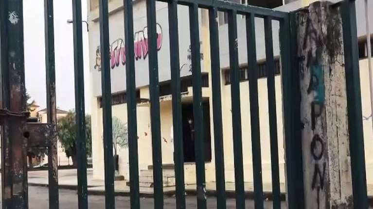 Ξυλοδαρμός σε σχολείο στο Αγρίνιο: &quot;Πήγα και του έχωσα 4 σφαλιάρες&quot; λέει η μαθήτρια που ξυλοκόπησε συμμαθητή της